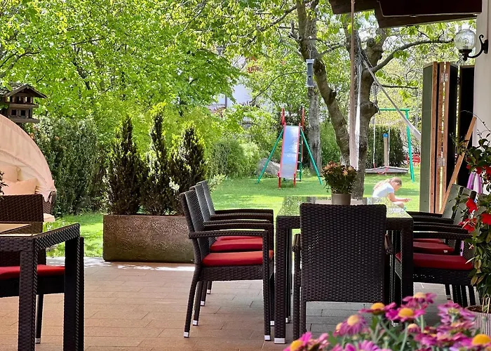 Ameiserhof Guesthouse